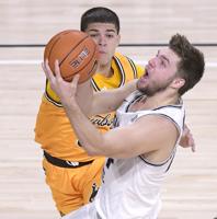 Worster leaves Aggies for Utes
